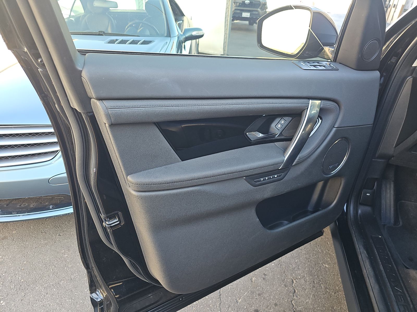 2023 Land Rover Discovery Sport SE AWD