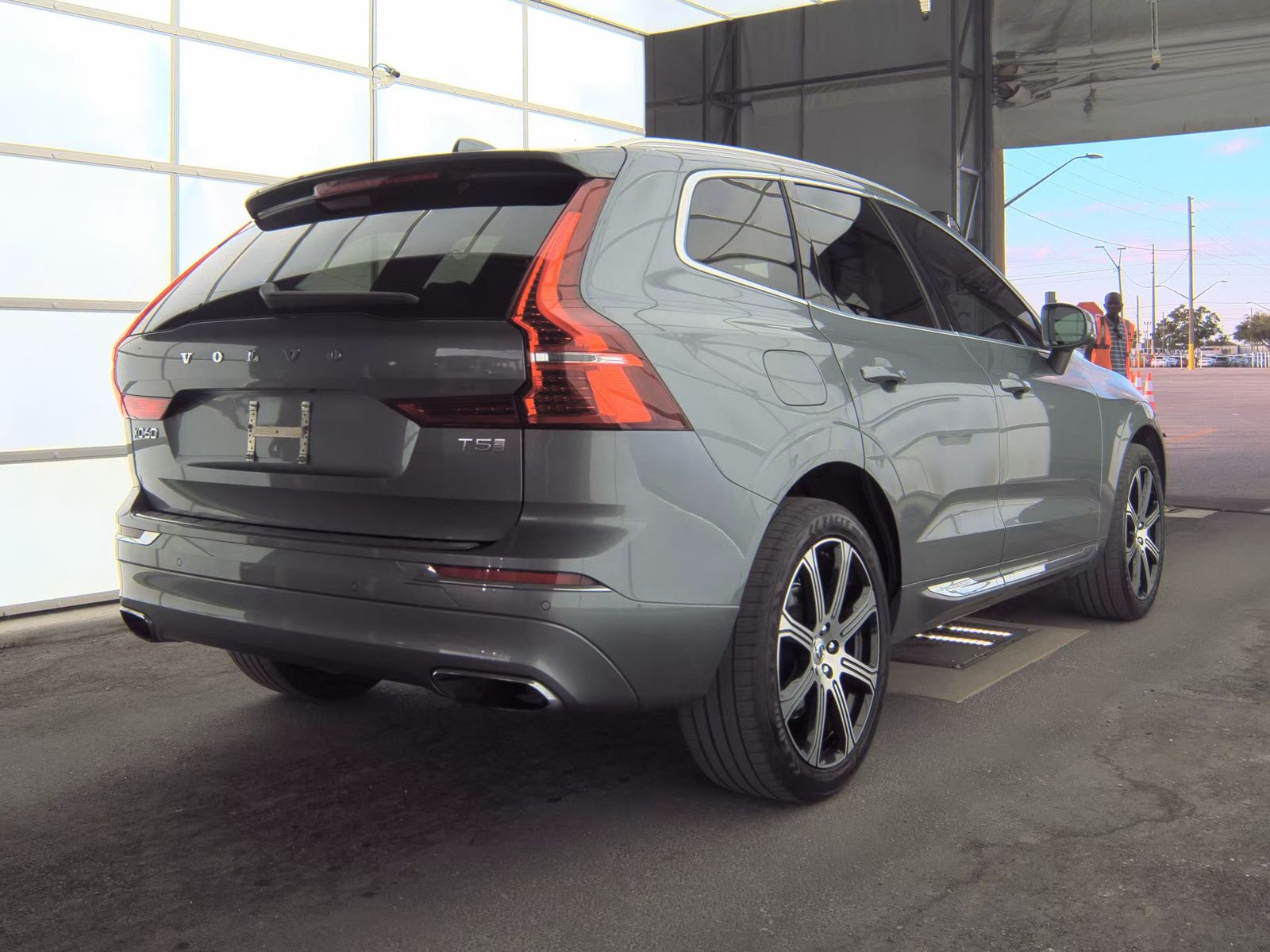 2020 Volvo XC60 T5 Inscription FWD
