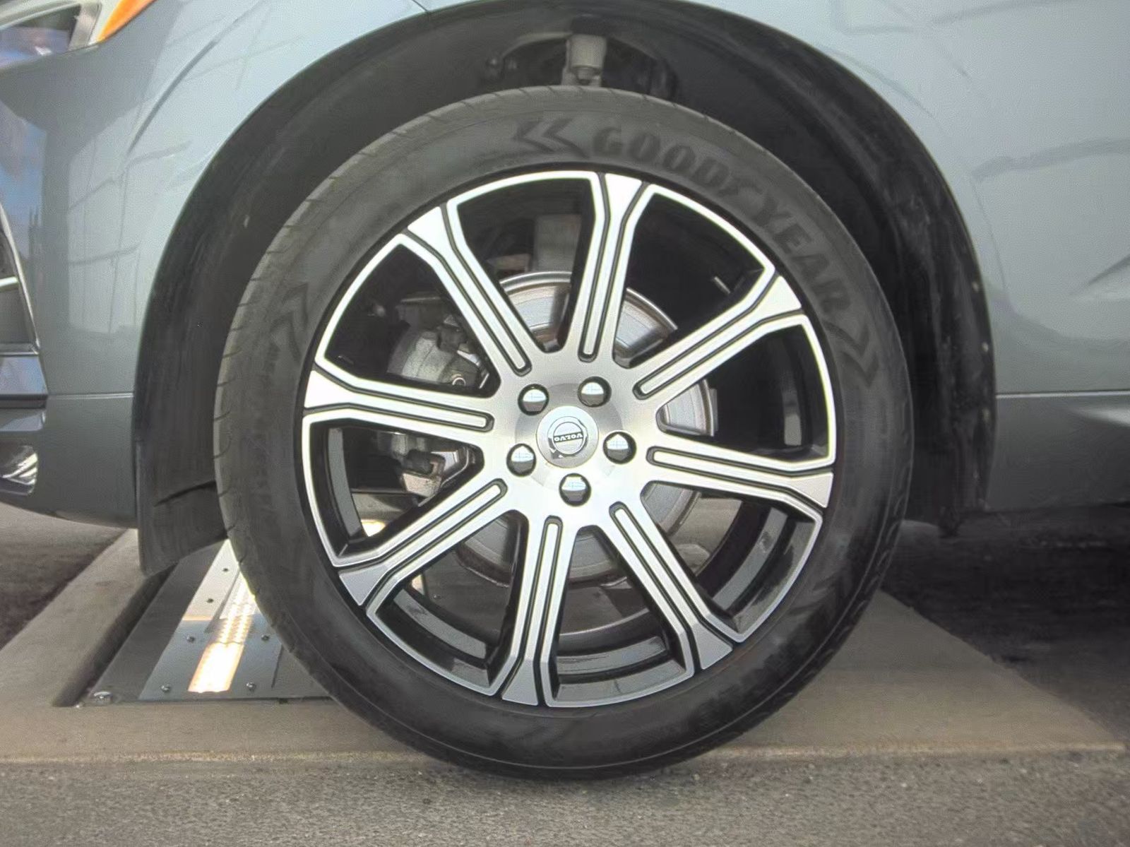 2020 Volvo XC60 T5 Inscription FWD