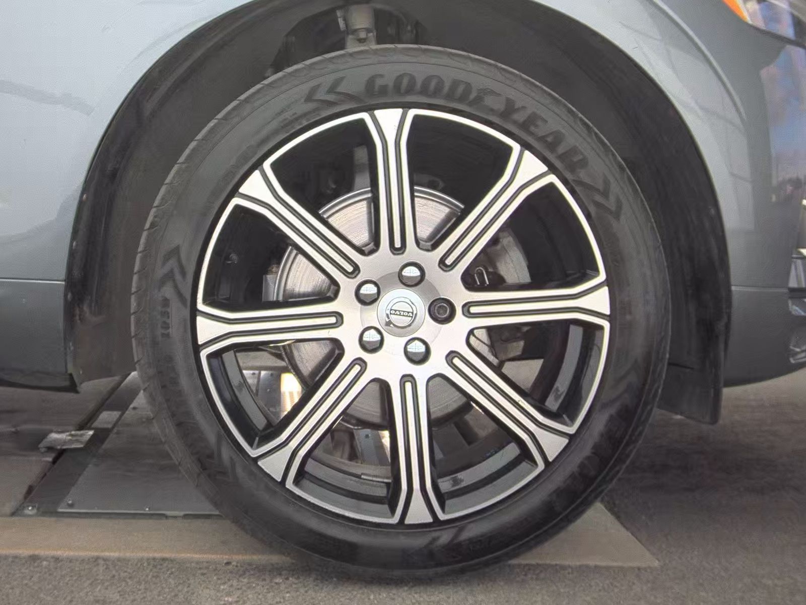 2020 Volvo XC60 T5 Inscription FWD