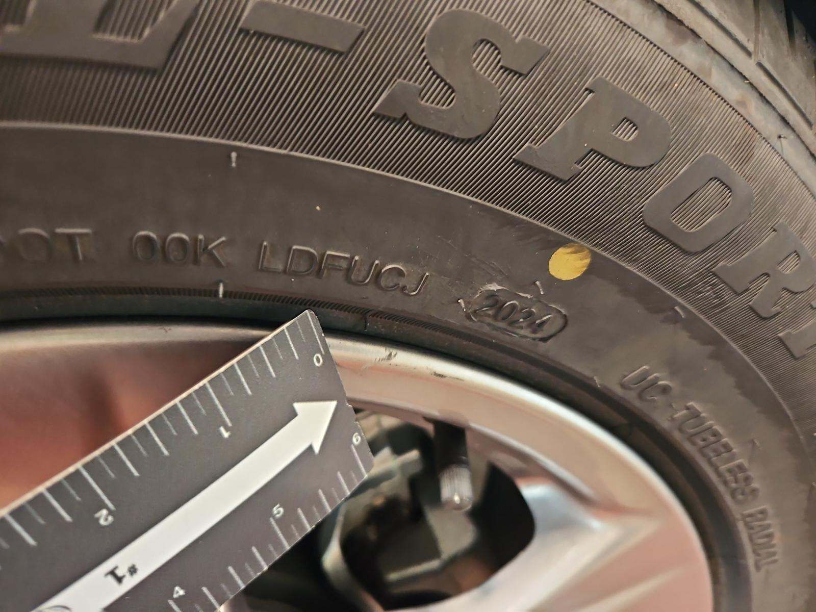 2024 Toyota RAV4 XLE AWD