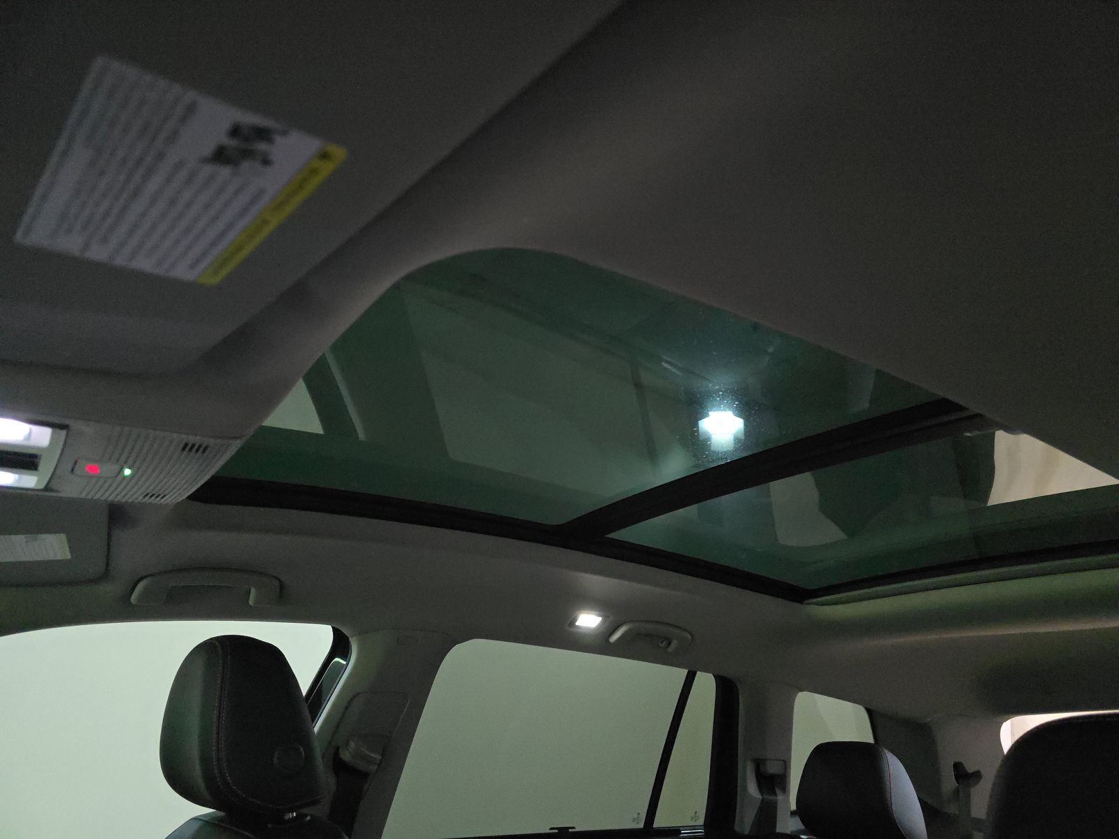 2025 Volkswagen Atlas 2.0T Peak Edition AWD