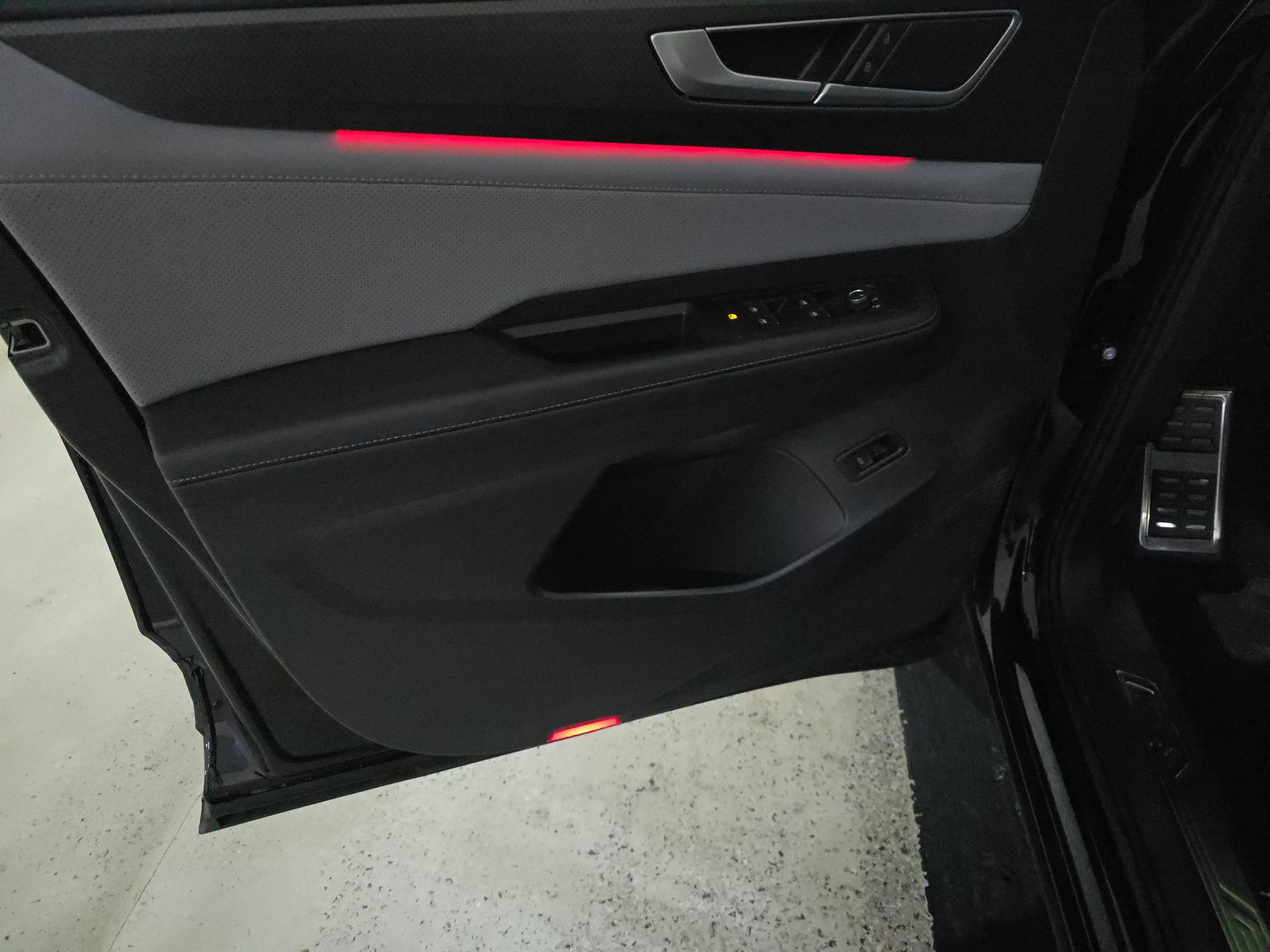 2025 Volkswagen Atlas 2.0T Peak Edition AWD