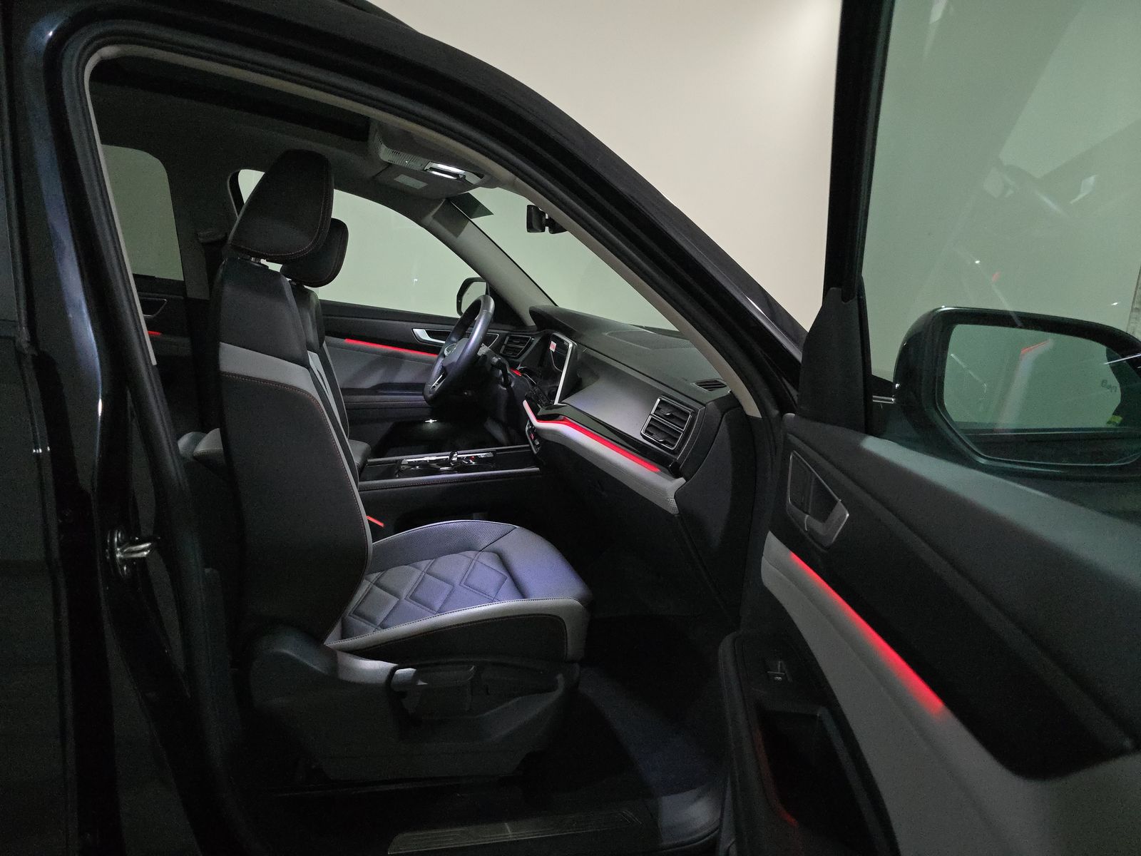 2025 Volkswagen Atlas 2.0T Peak Edition AWD