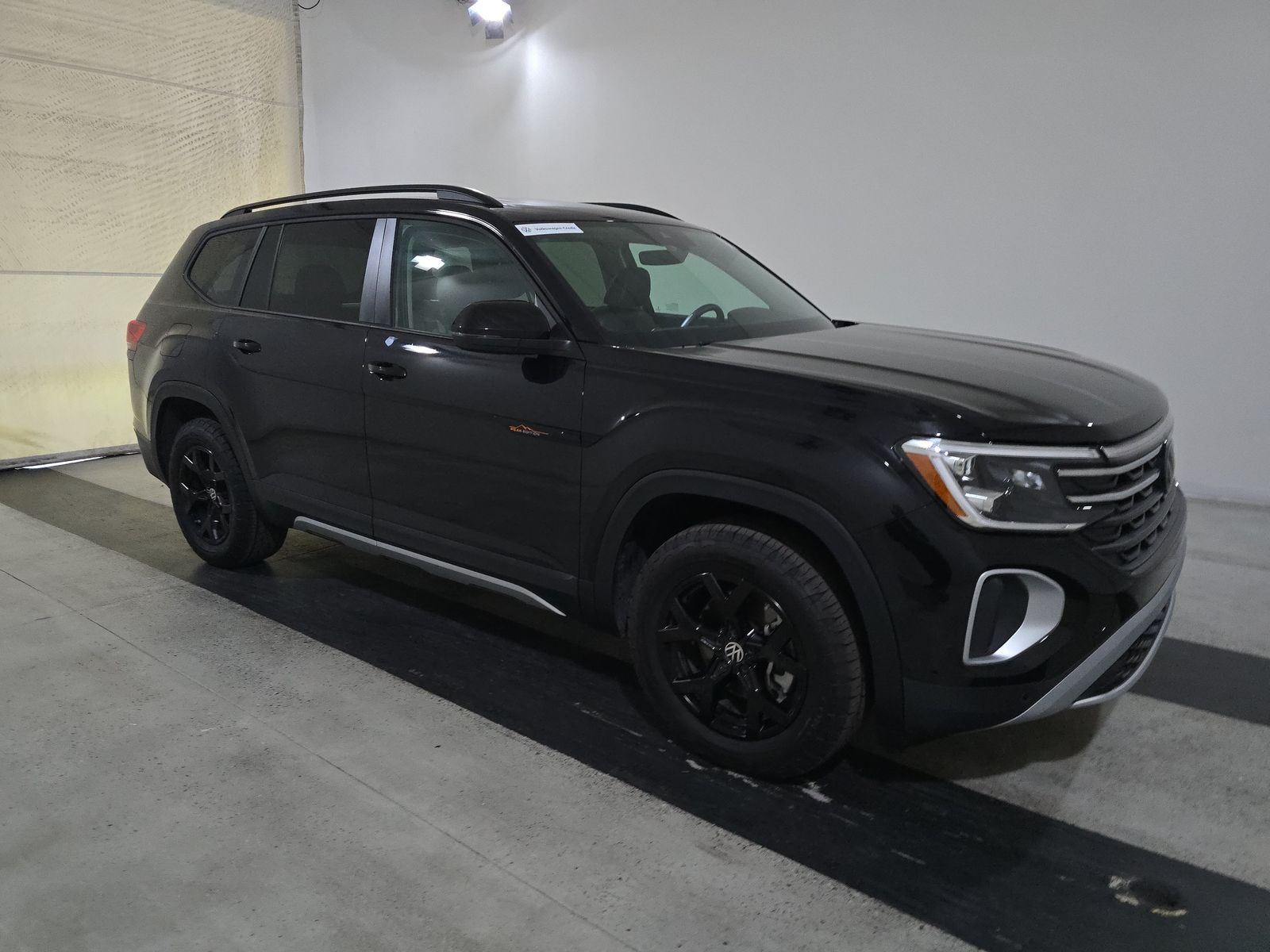 2025 Volkswagen Atlas 2.0T Peak Edition AWD