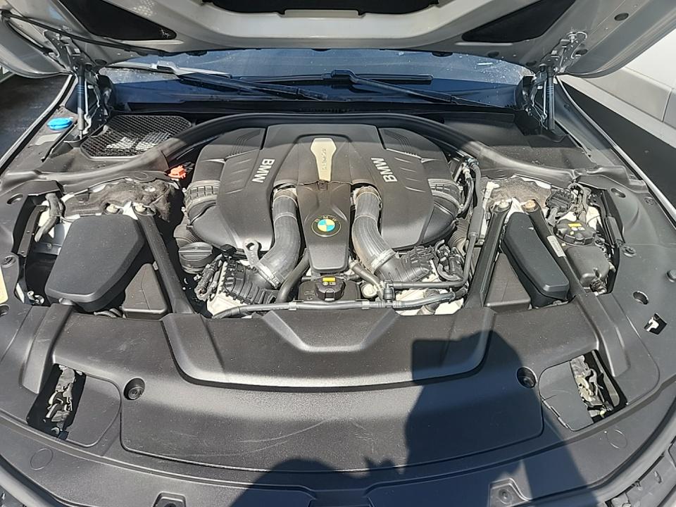 2018 BMW 7 Series 750i xDrive AWD