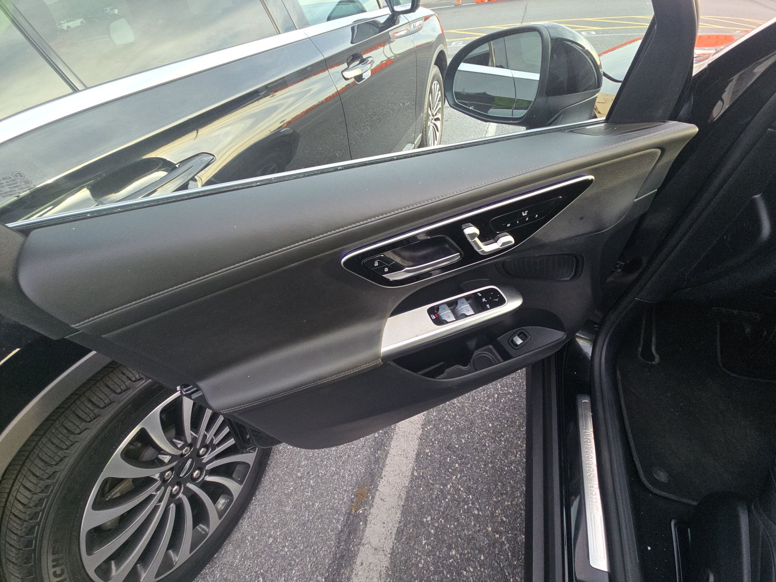 2024 Mercedes-Benz GLC GLC 300 AWD