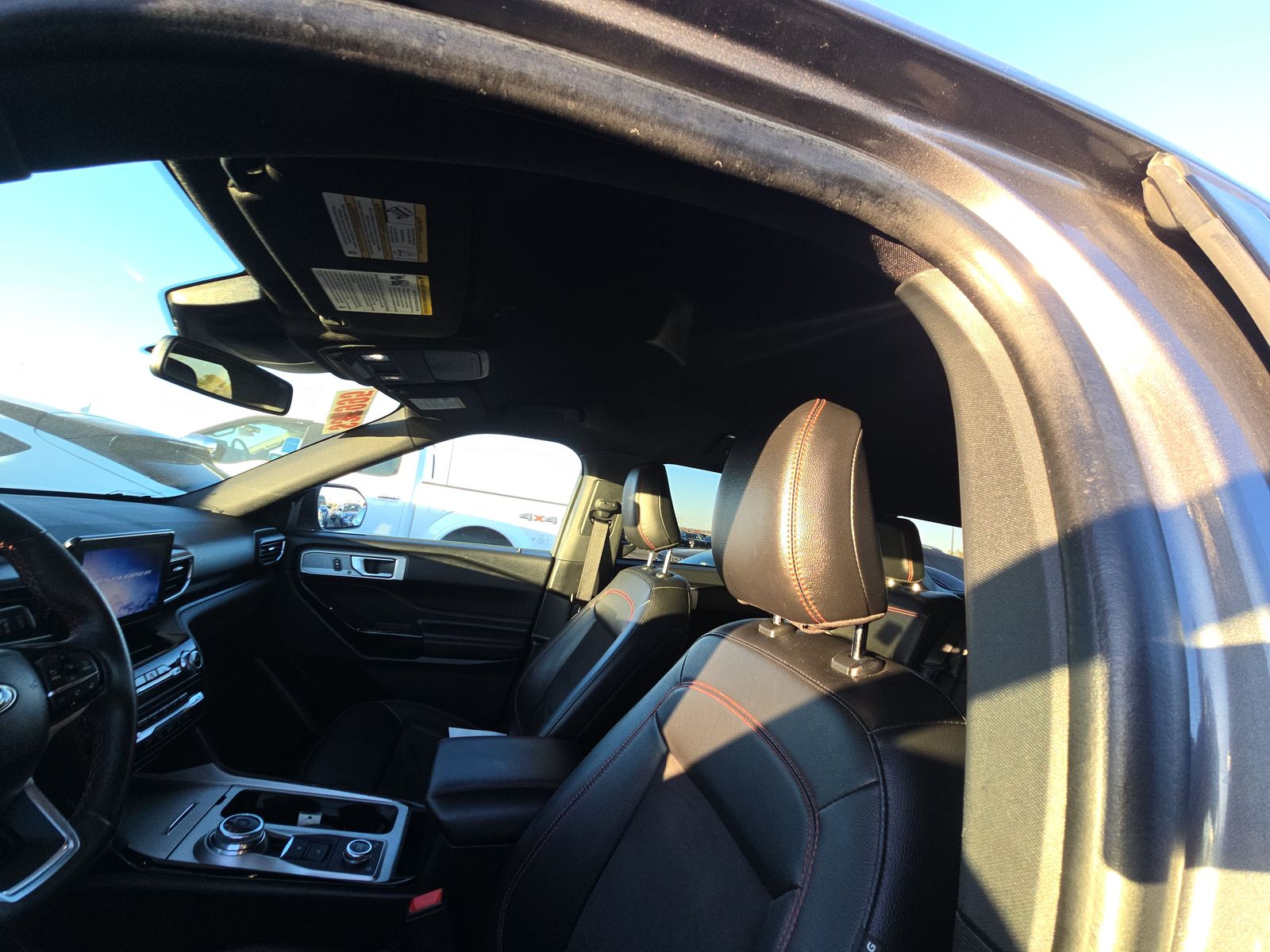 2023 Ford Explorer ST-Line AWD