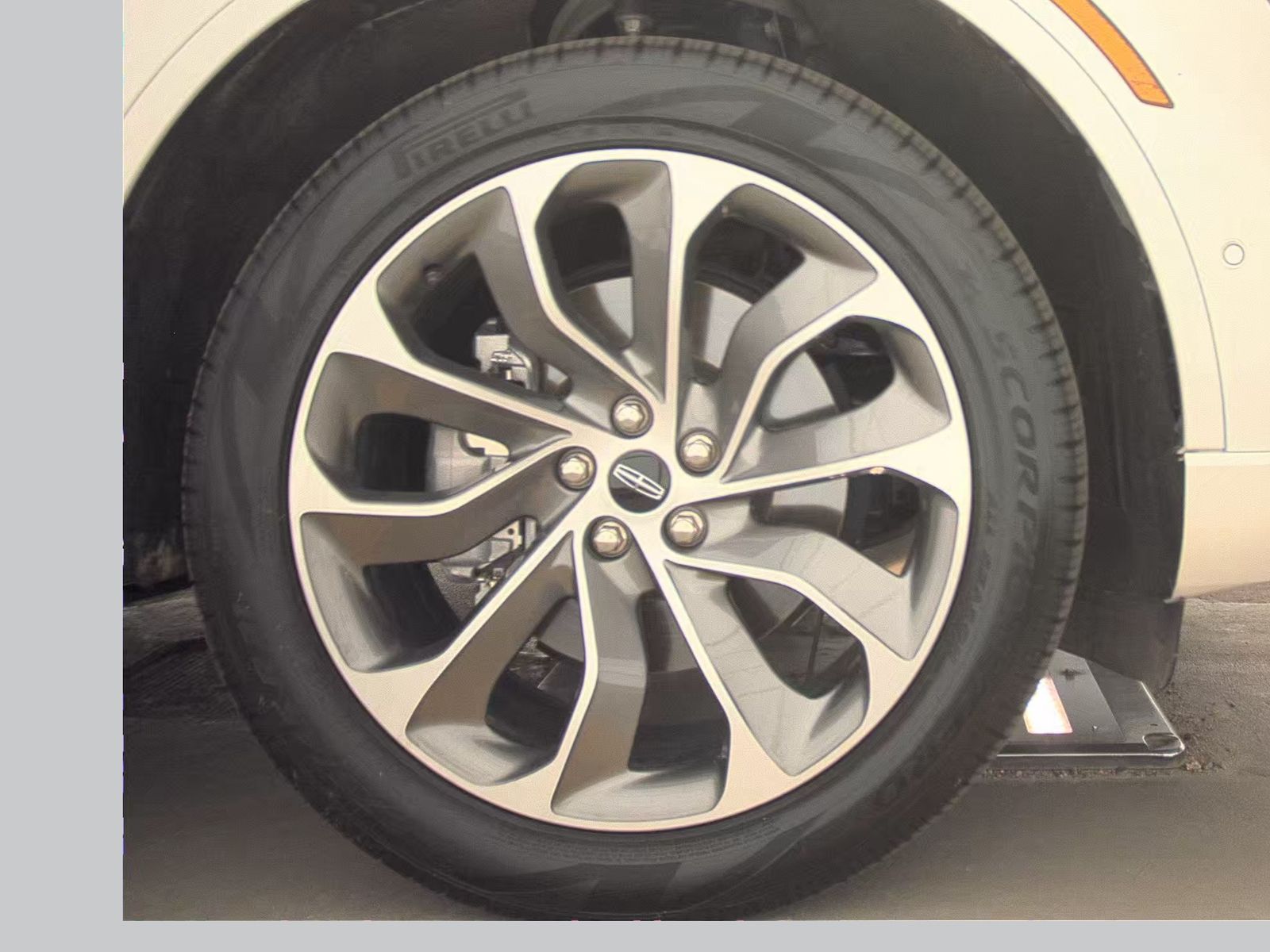 2023 Lincoln Aviator Plug-In Hybrid Grand Touring AWD