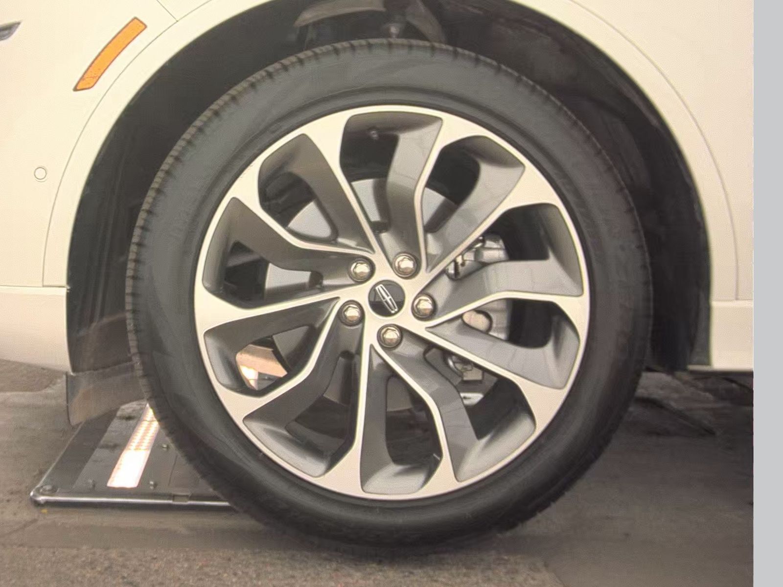 2023 Lincoln Aviator Plug-In Hybrid Grand Touring AWD