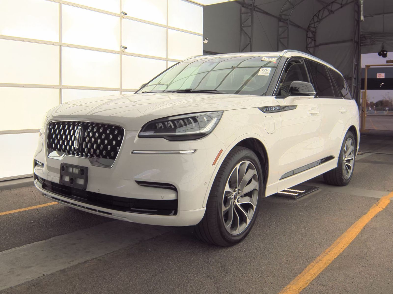 2023 Lincoln Aviator Plug-In Hybrid Grand Touring AWD