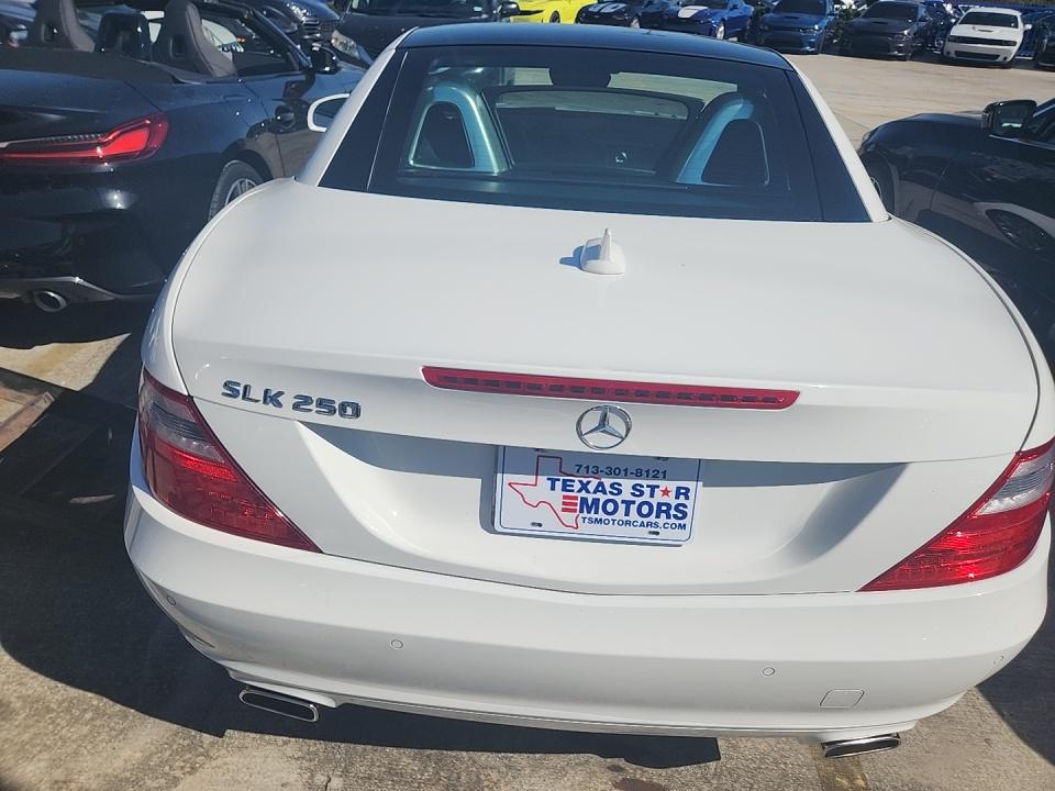 2015 Mercedes-Benz SLK SLK 250 RWD