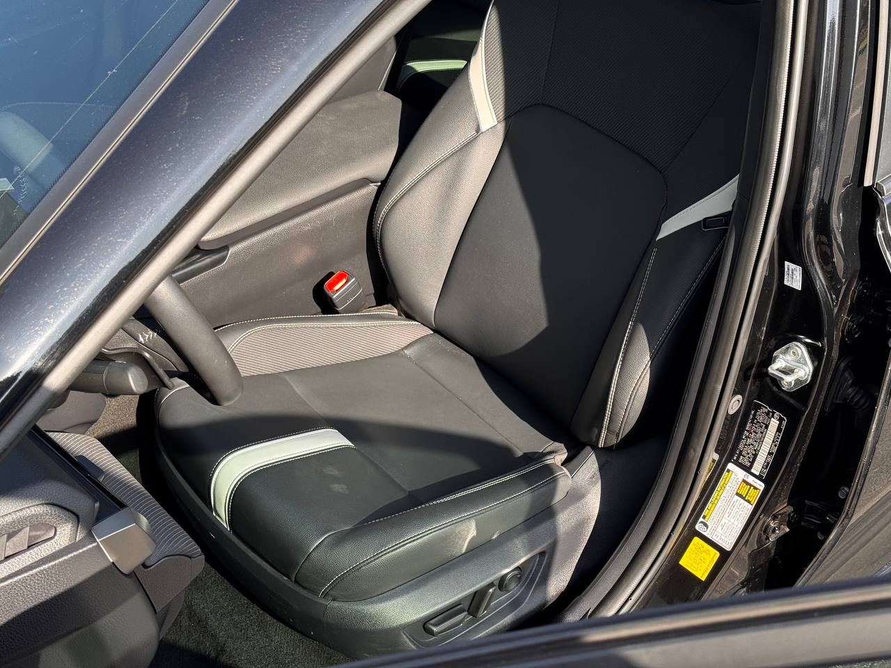 2025 Toyota Camry SE FWD