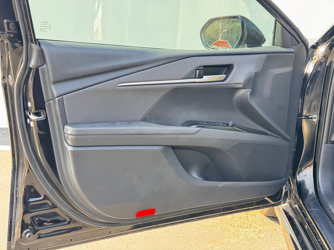 2025 Toyota Camry SE FWD