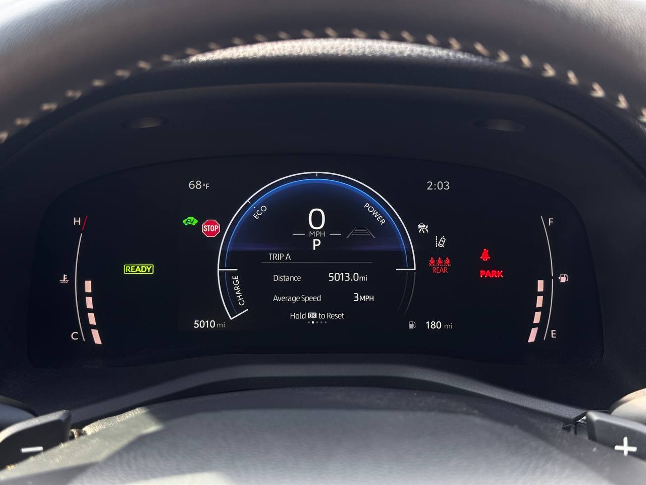 2025 Toyota Camry SE FWD