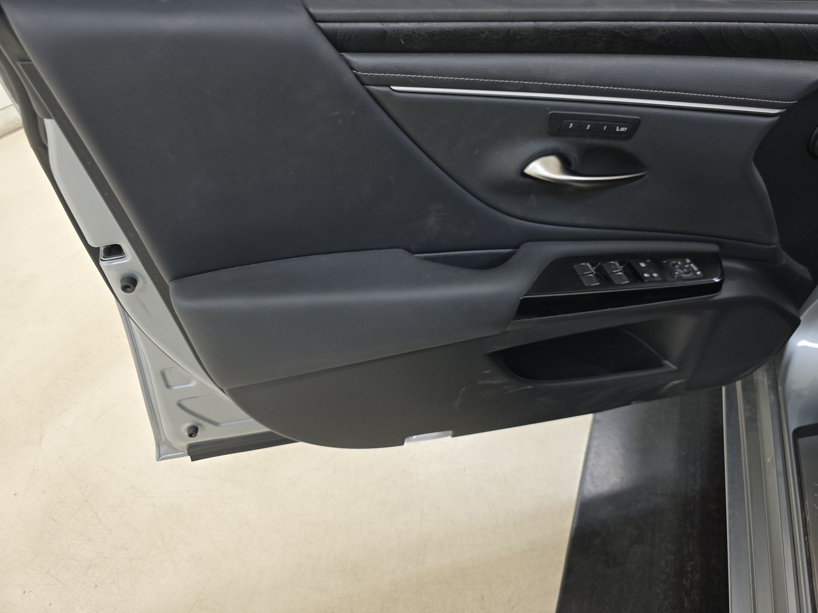 2024 Lexus ES ES 300h FWD