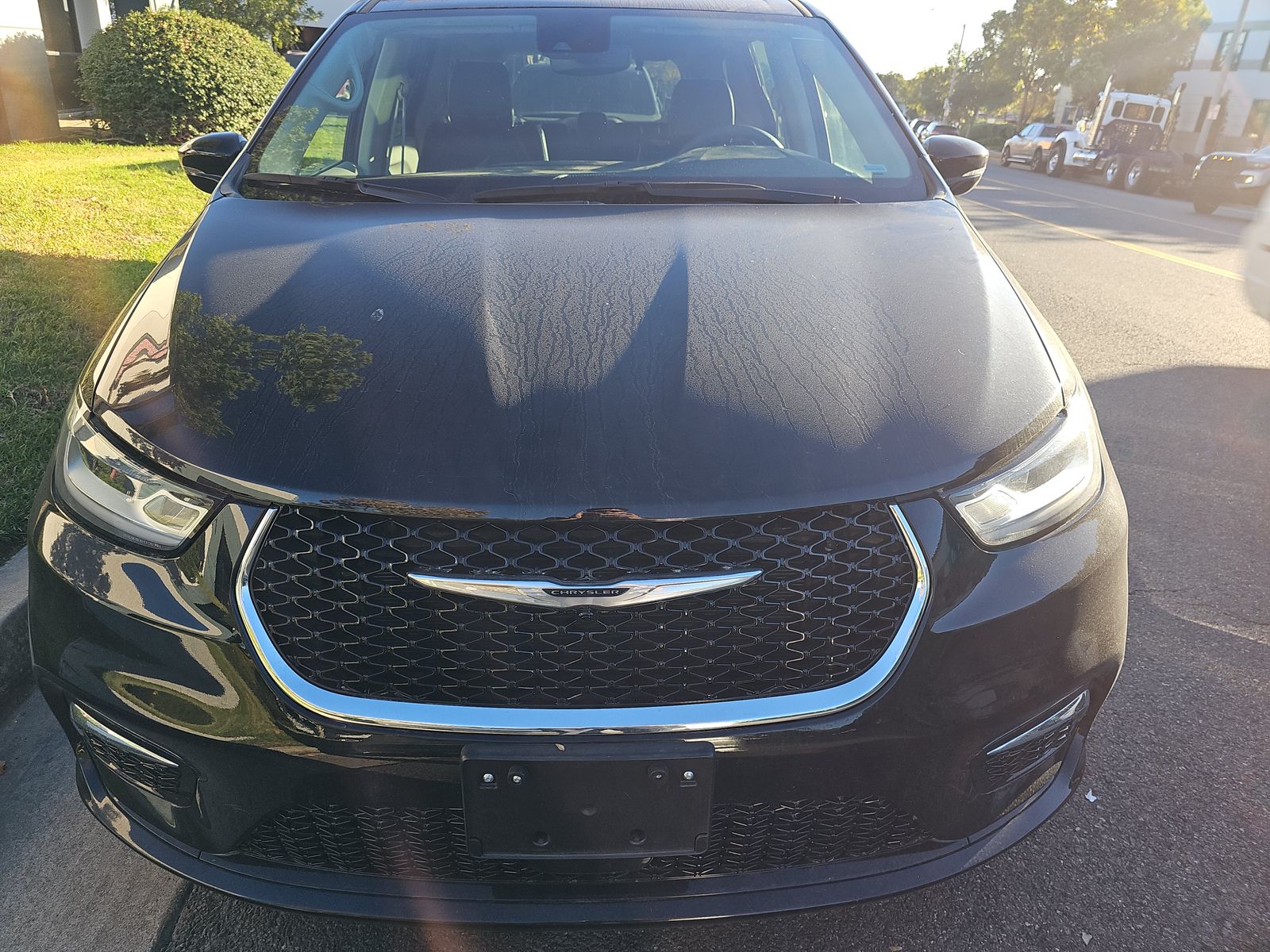 2024 Chrysler Pacifica Hybrid Select FWD