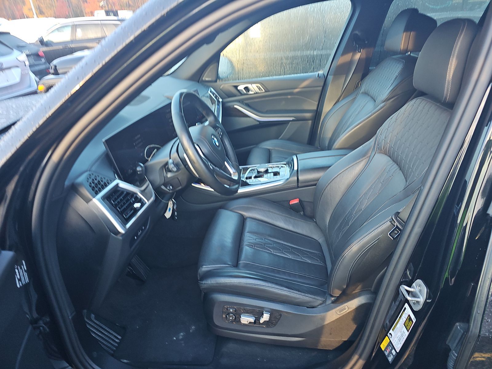 2025 BMW X5 xDrive50e AWD