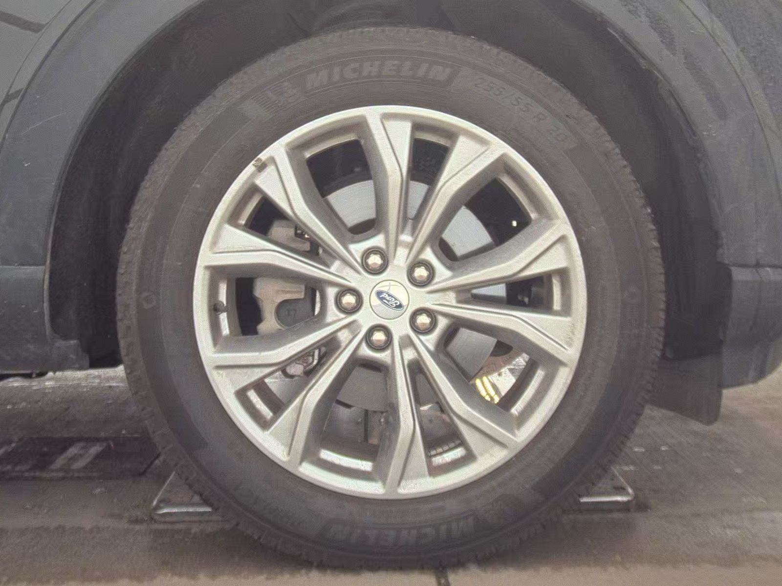 2022 Ford Explorer XLT AWD