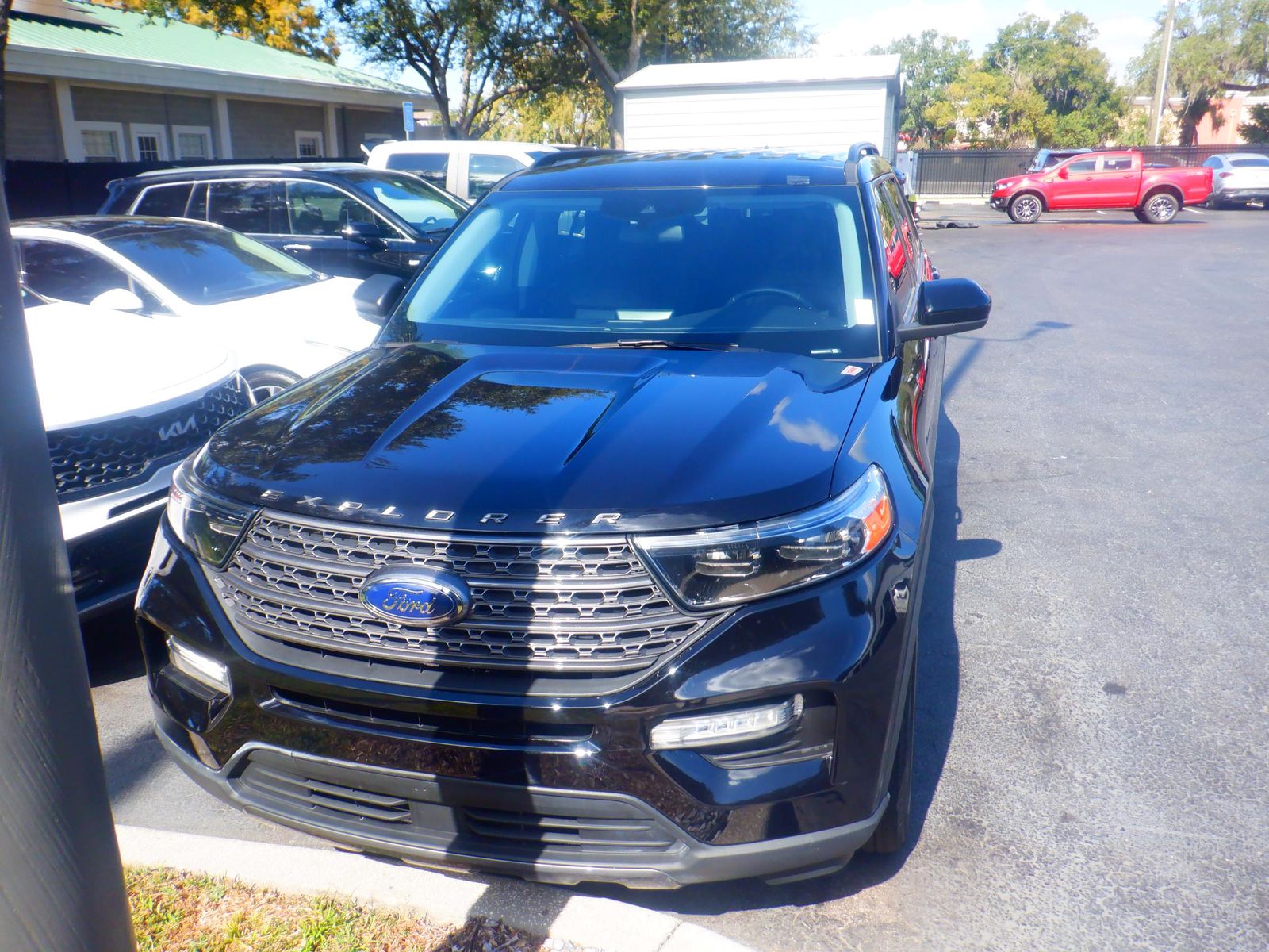 2022 Ford Explorer XLT AWD