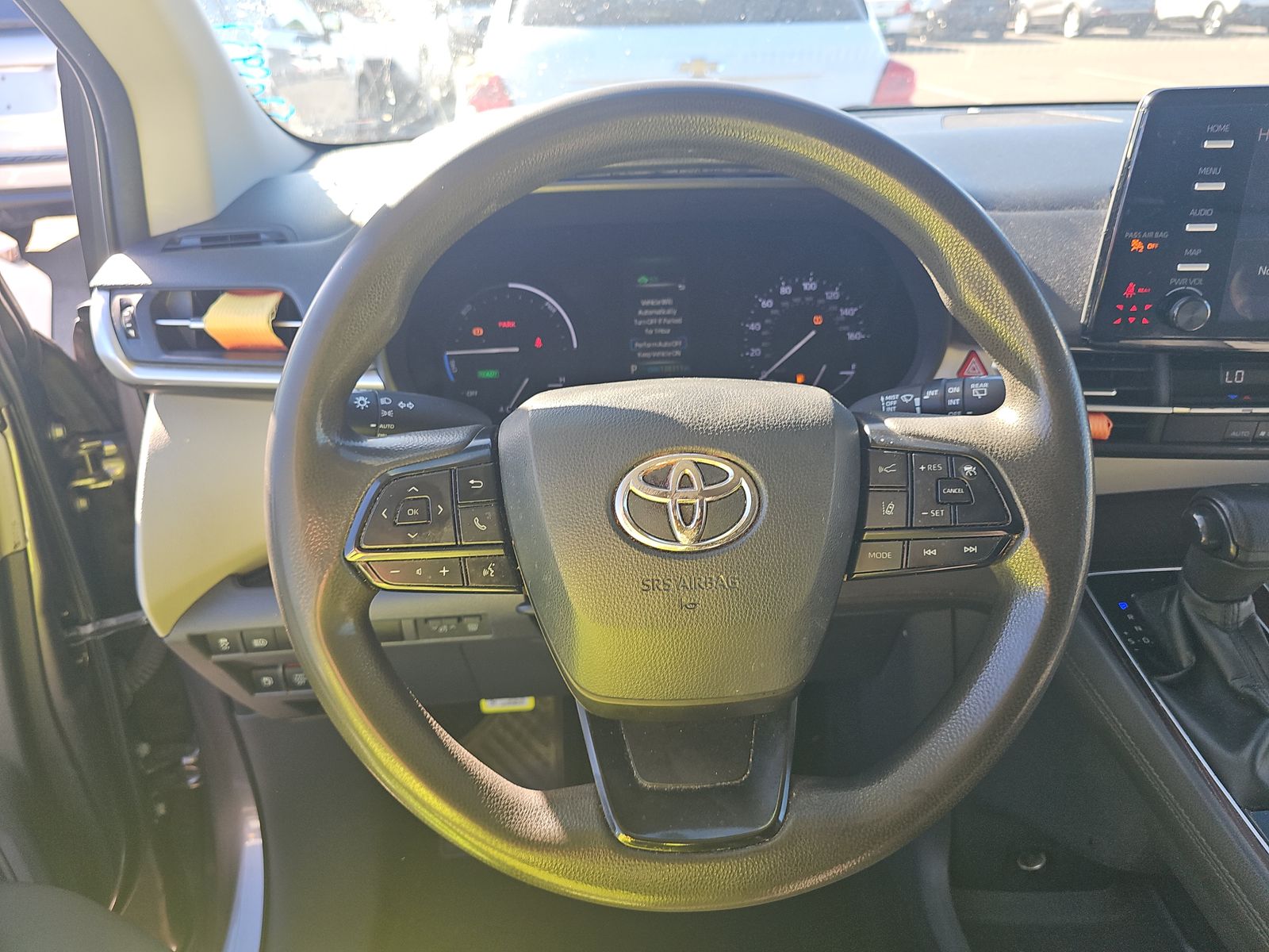 2022 Toyota Sienna LE FWD