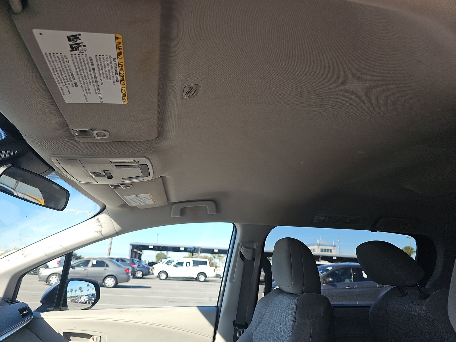 2022 Toyota Sienna LE FWD