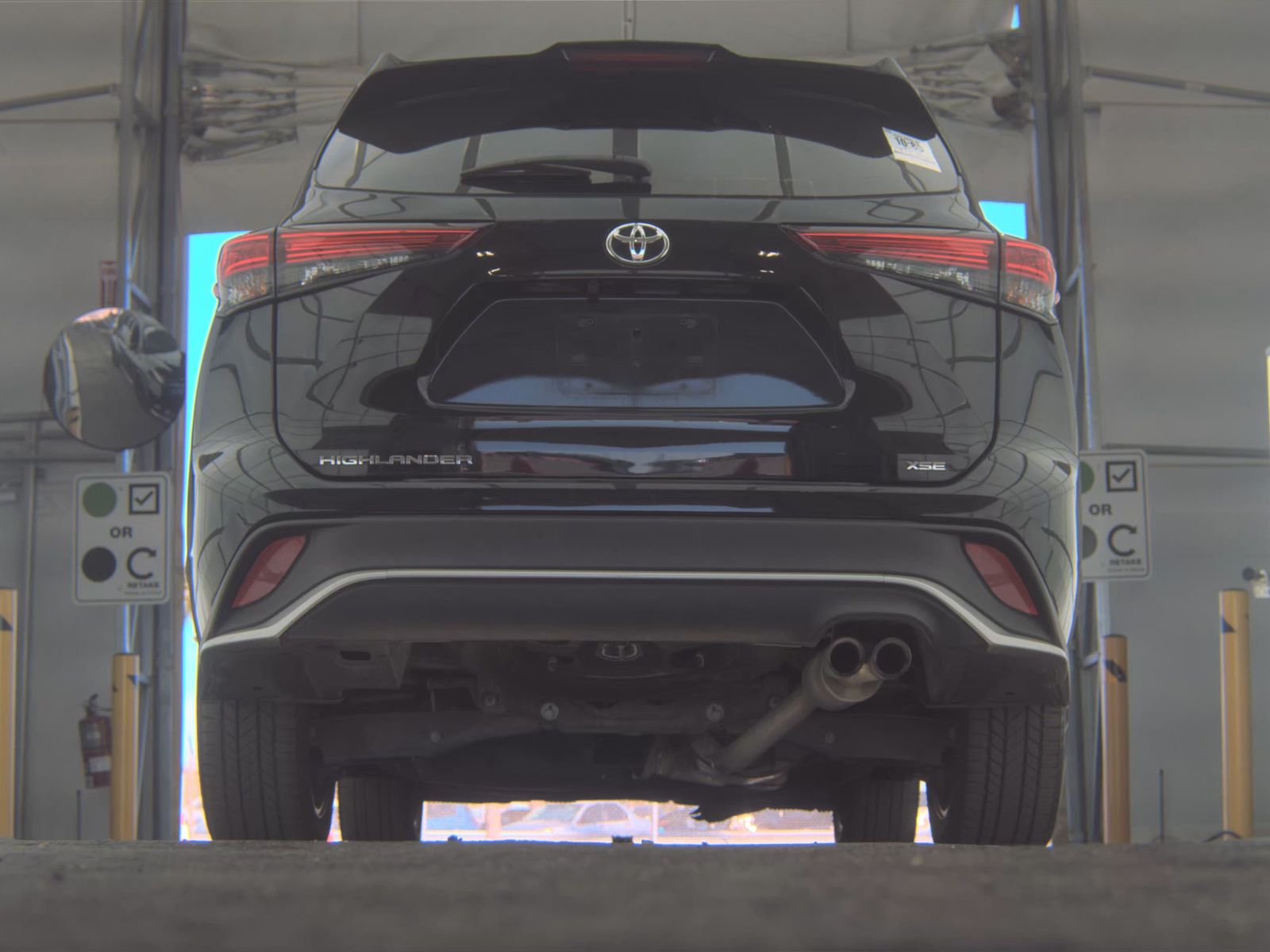 2023 Toyota Highlander XSE FWD