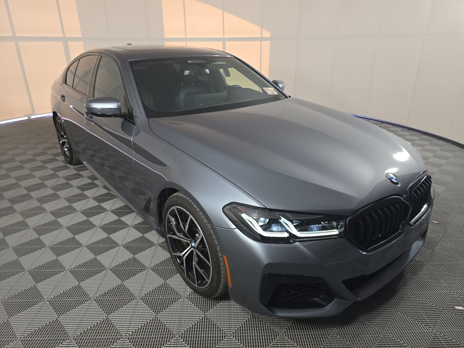 2022 BMW 5 Series 540i RWD