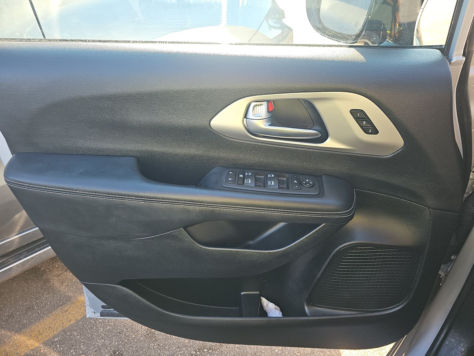 2023 Chrysler Pacifica Limited FWD