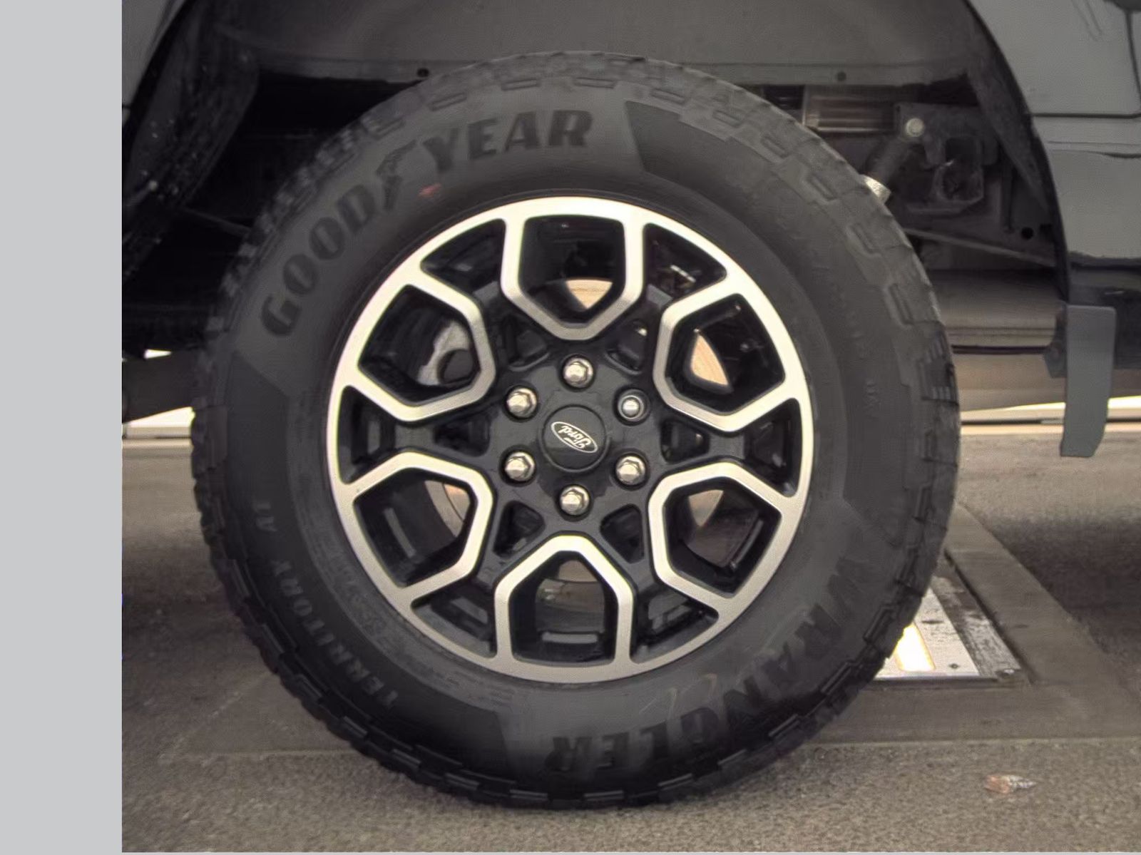 2023 Ford F-150 XLT AWD