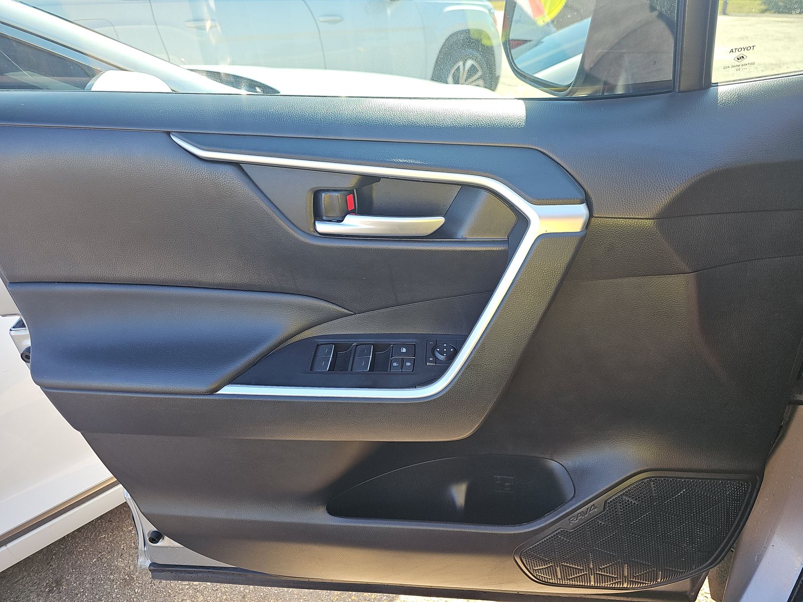 2023 Toyota RAV4 XLE AWD