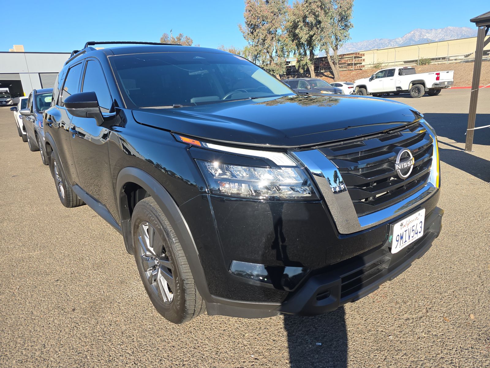 2024 Nissan Pathfinder SV FWD