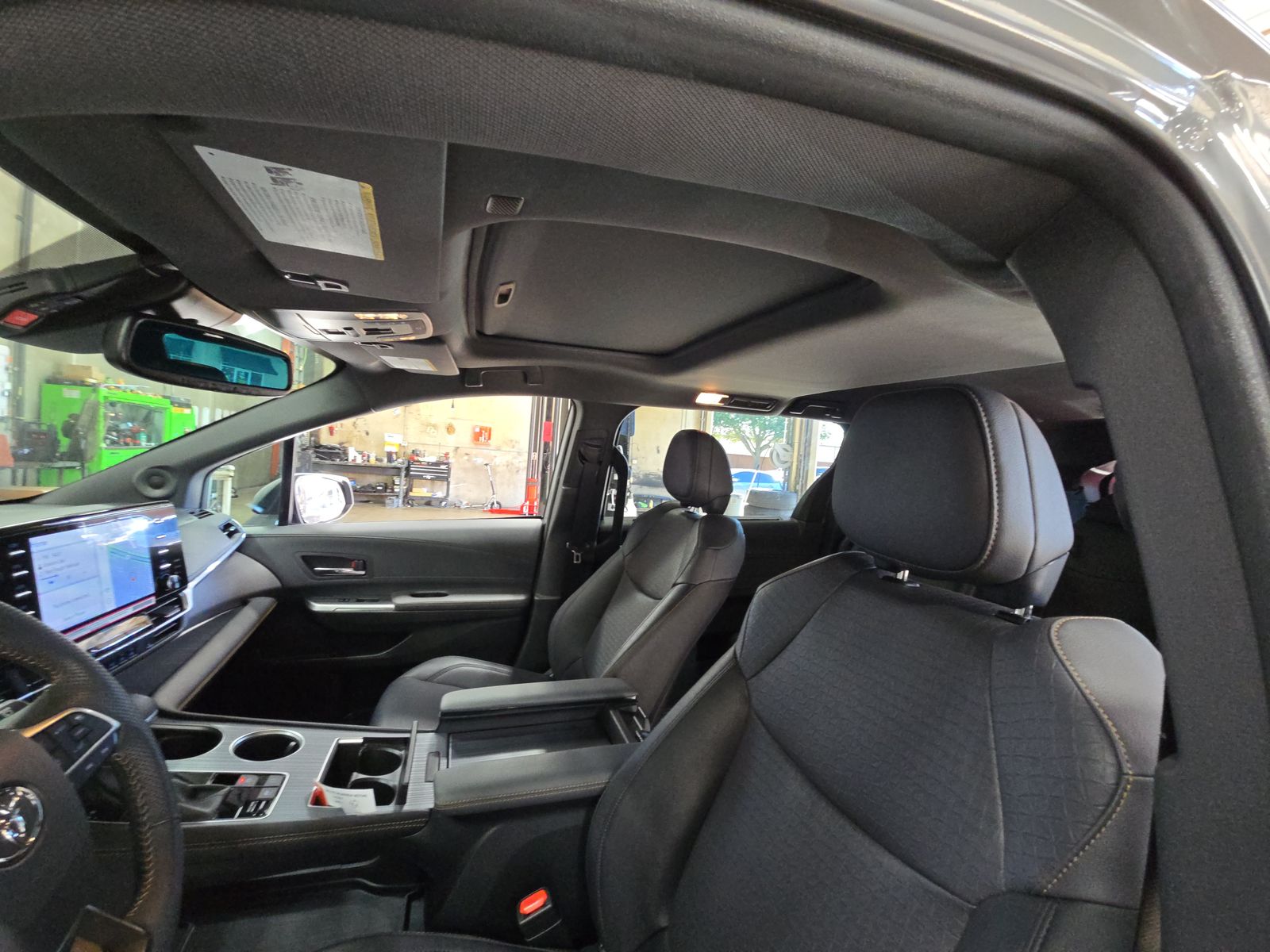 2024 Toyota Sienna Woodland Edition AWD