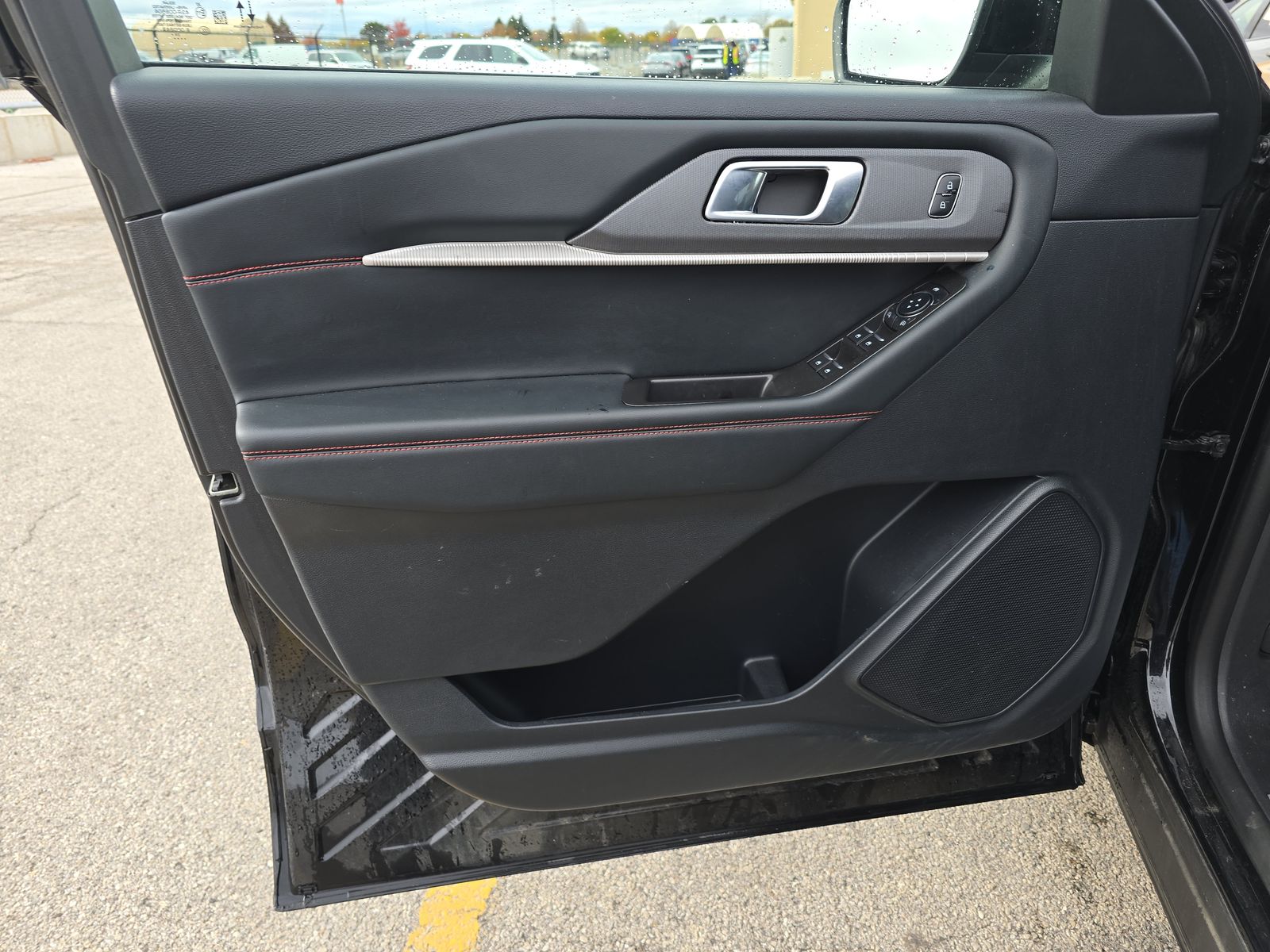 2025 Ford Explorer ST-Line AWD