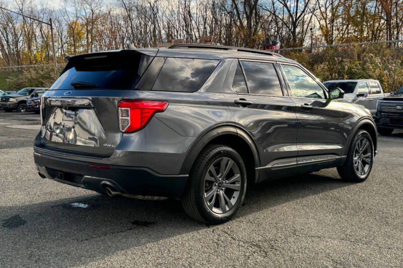 2022 Ford Explorer XLT AWD