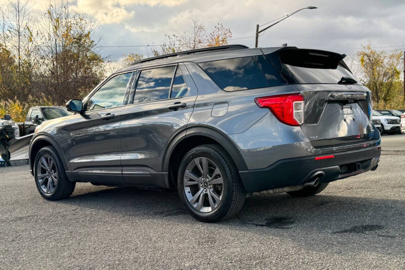 2022 Ford Explorer XLT AWD