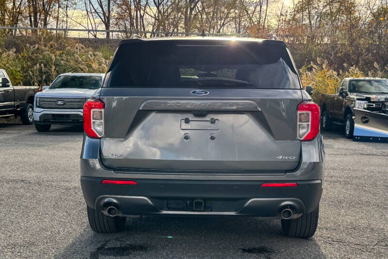 2022 Ford Explorer XLT AWD