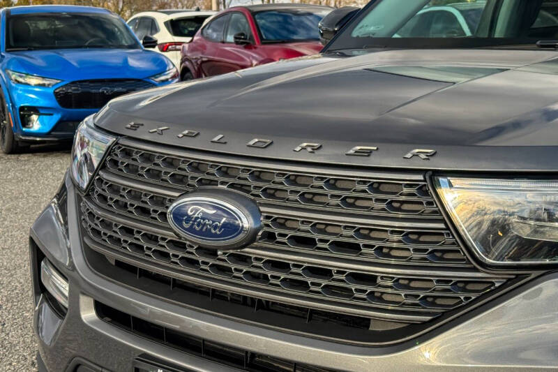 2022 Ford Explorer XLT AWD
