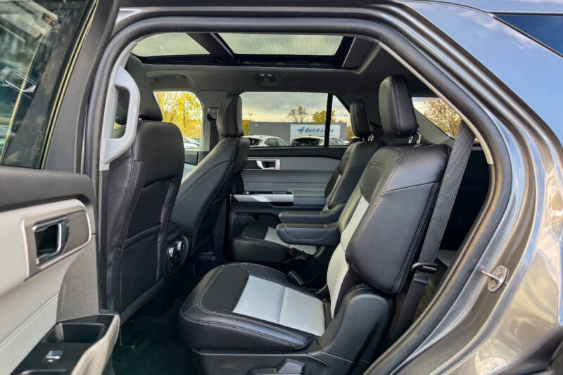 2022 Ford Explorer XLT AWD