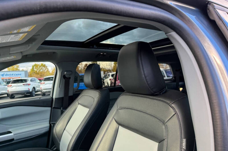 2022 Ford Explorer XLT AWD