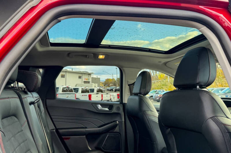 2022 Ford Escape SEL AWD