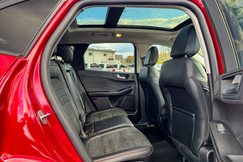 2022 Ford Escape SEL AWD