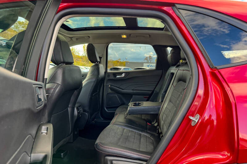 2022 Ford Escape SEL AWD