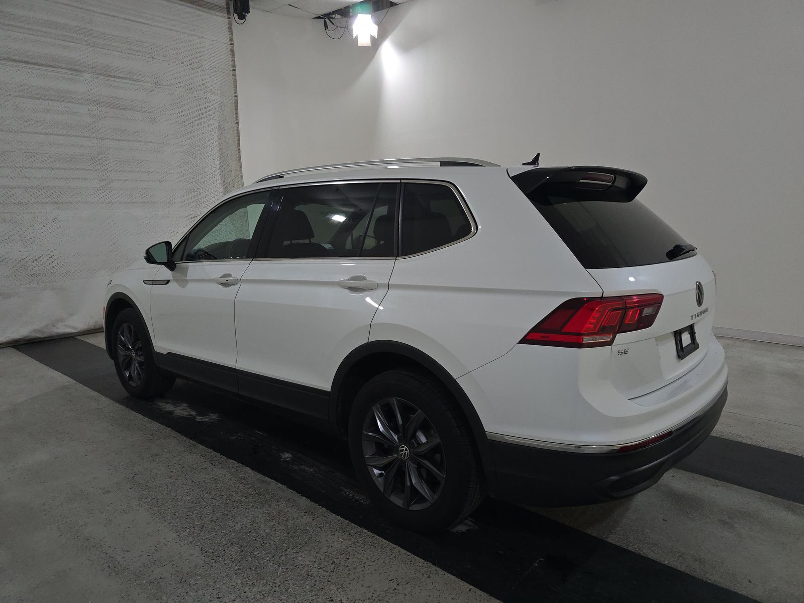 2023 Volkswagen Tiguan 2.0T SE FWD