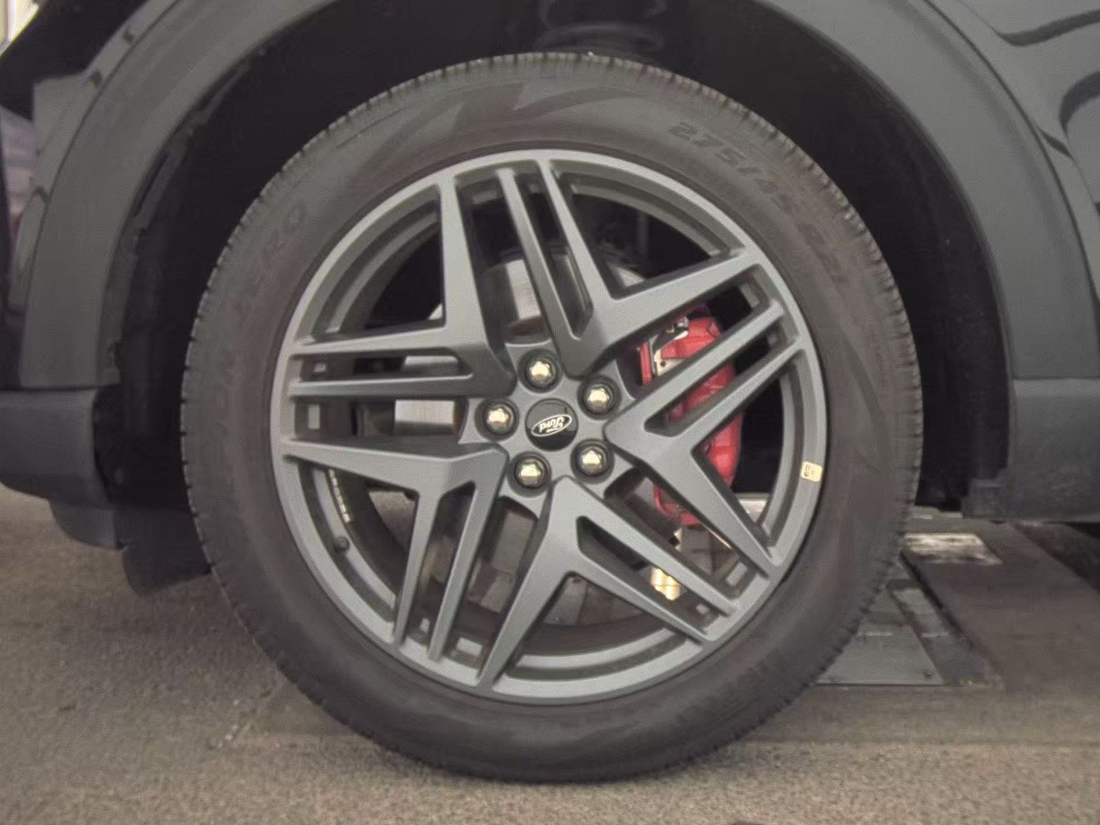 2025 Ford Explorer ST-Line AWD