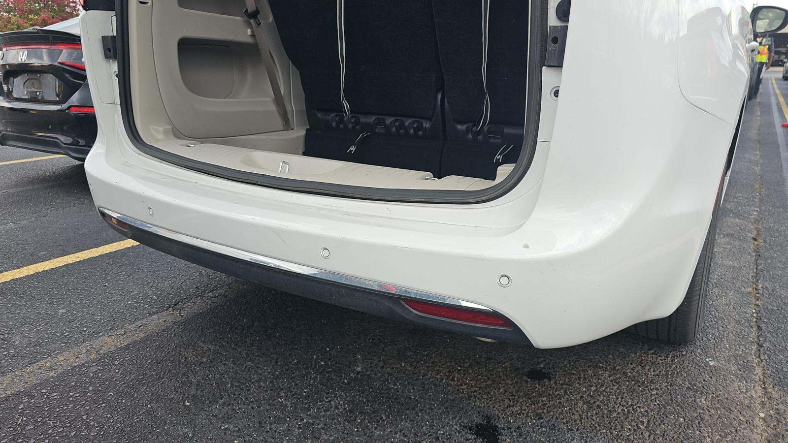 2024 Chrysler Pacifica Touring L FWD