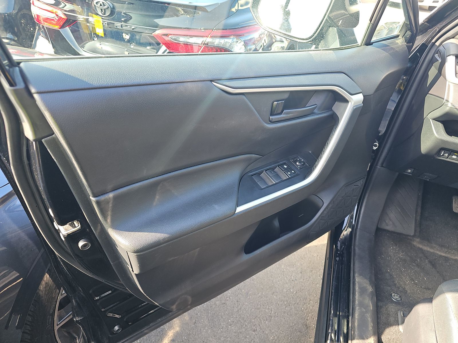 2021 Toyota RAV4 Hybrid LE AWD