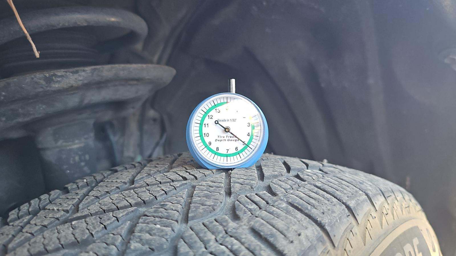 2021 Toyota RAV4 Hybrid LE AWD