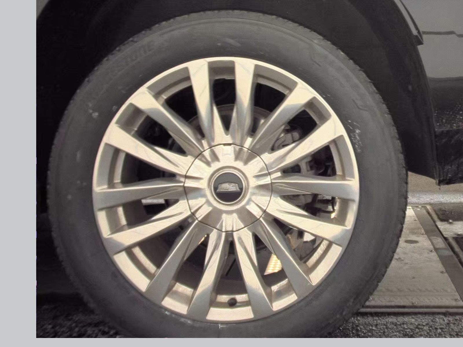 2024 Cadillac Escalade ESV Premium Luxury AWD