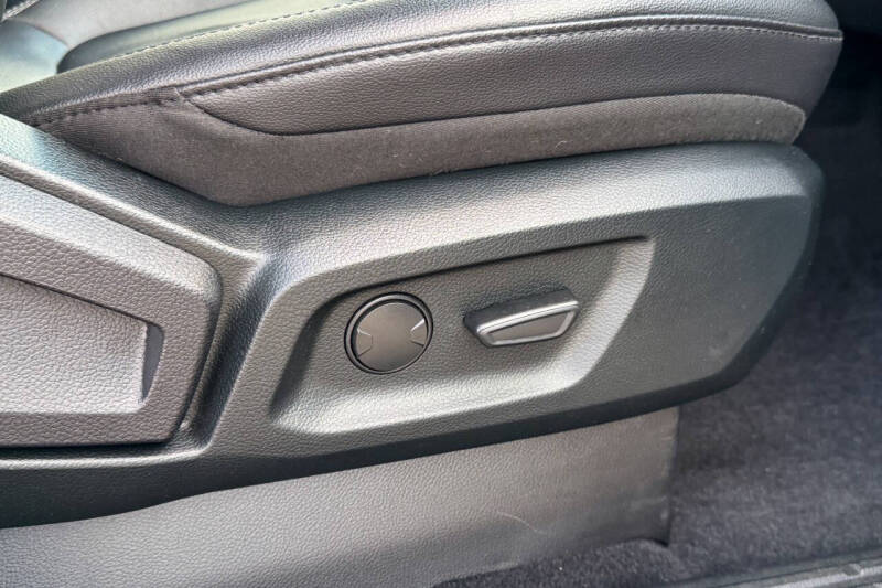 2022 Ford Ranger Lariat AWD